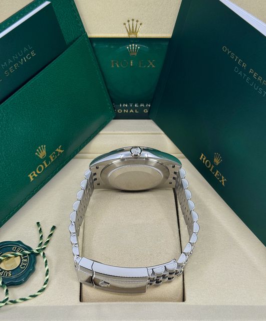 Rolex Datejust 41 126300 Image 4